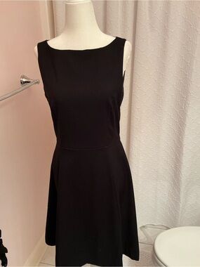 H&M Classic Black Sleeveless Fit & Flare Dress
